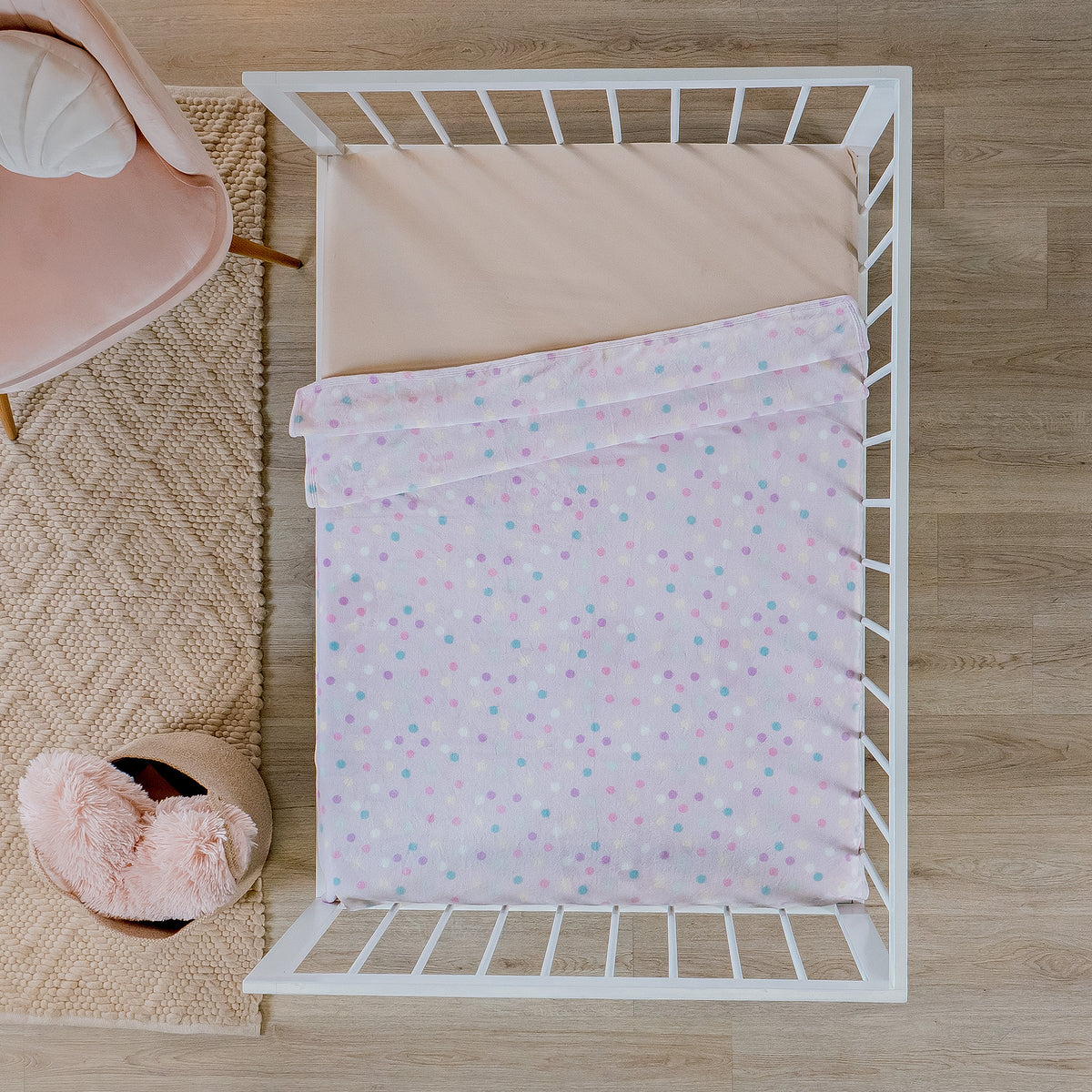 COBERTOR BABY LIGERO DOTS
