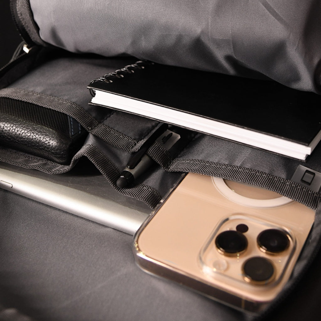 Mochila para Laptop 15.6" TrendTrek, KNB-436